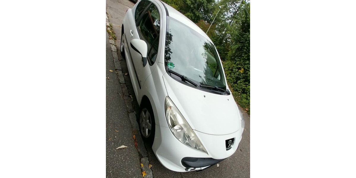 Peugeot 207 93.128 km 5.180 &euro; Kiel 24103