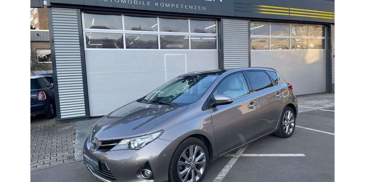 Toyota Auris 135.000 km 10.100 &euro; Friedrichsdorf 61381