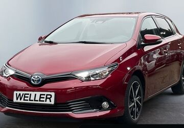 Toyota Auris 34.500 km 17.990 &euro; Herford 32049