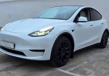 Tesla Model Y 59.500 km 29.800 &euro; Braunschweig 38102