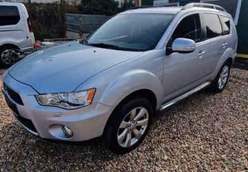 Mitsubishi Outlander 181.000 km 7.900 &euro; Düren 52349