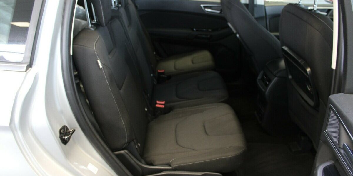 Ford S-Max 2.5 Duratec FHEV TITANIUM -AHK - 97.950 km 21.980 &euro; Euskirchen 53881