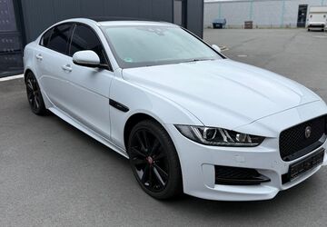 Jaguar XE 198.560 km 8.999 &euro; Schloß Holte-Stukenbrock 33758