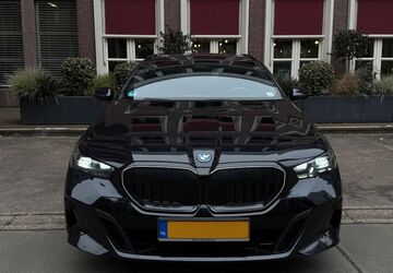 BMW i5 15.575 km 50.500 &euro; Amsterdam 