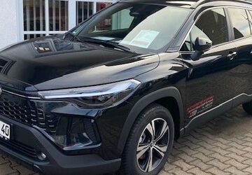 Toyota Corolla Cross 1.500 km 39.500 &euro; Michelstadt 64720