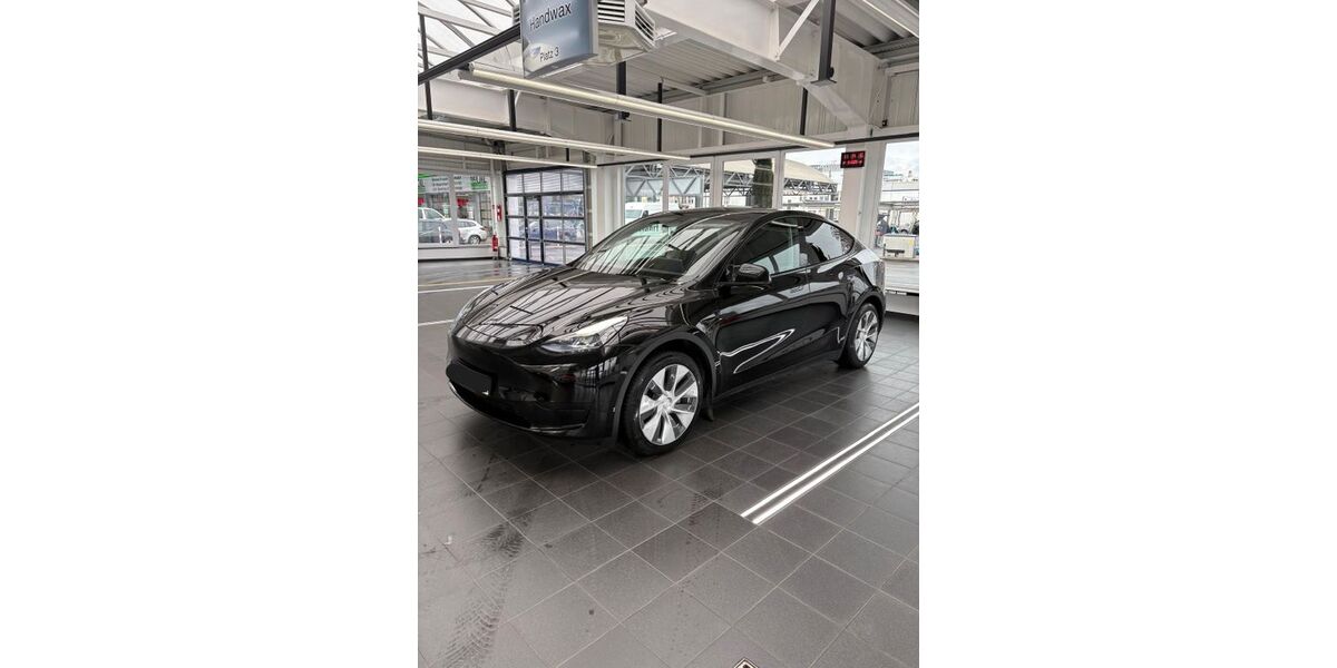 Tesla Model Y 88.000 km 27.700 &euro; Mörfelden-walldorf 64546