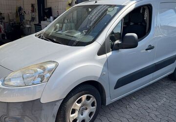 Peugeot Partner 158.000 km 4.450 &euro; Nürnberg 90453