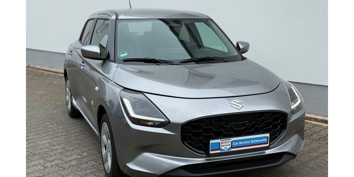 Suzuki Swift 10.900 km 15.979 &euro; Schkeuditz 04435
