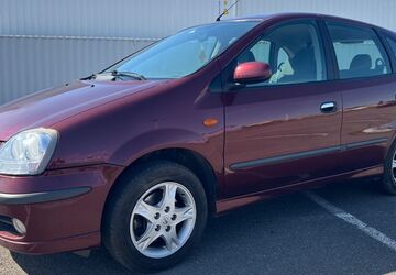 Nissan Almera Tino 136.000 km 1.200 &euro; Berlin 12057