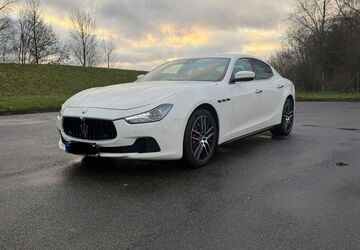 Maserati Ghibli 162.000 km 18.400 &euro; Hamburg 21109