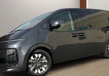 Hyundai STARIA 140.000 km 32.991 &euro; Durach 87471