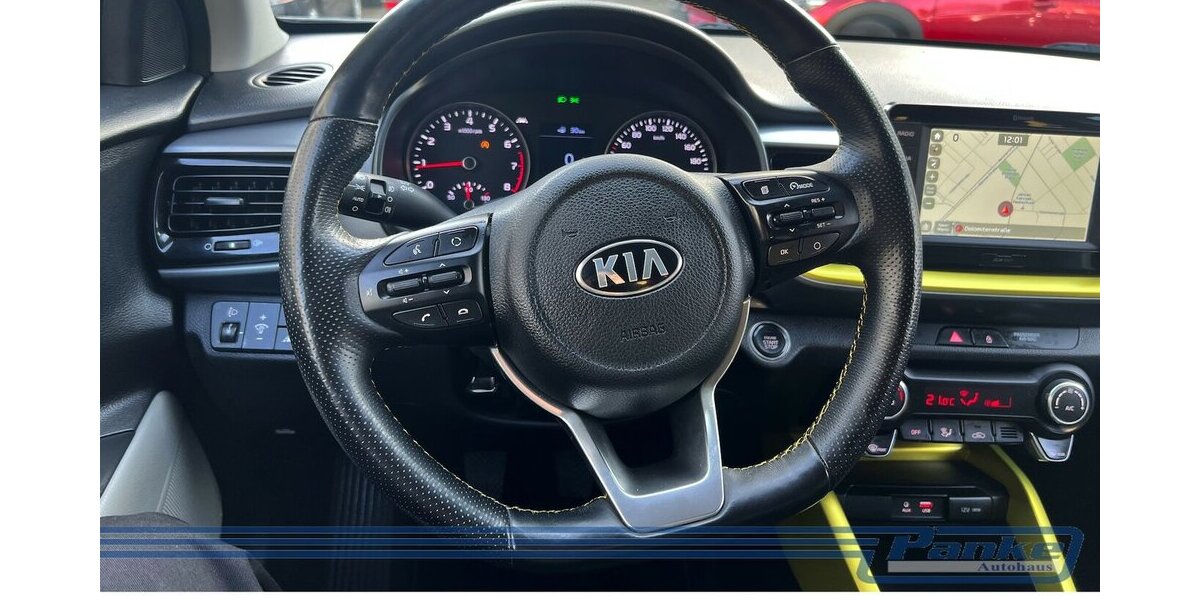 Kia Stonic Spirit 1.0*NAV*SHZ*RFK*BT*TotW*LED* 75.000 km 9.990 &euro; Berlin 13187