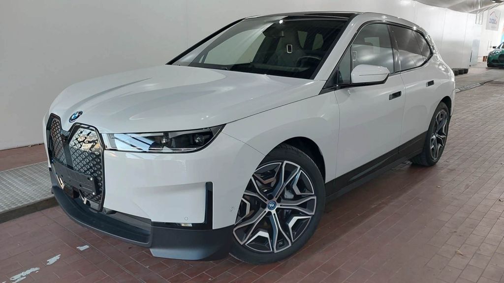 BMW iX 22.100 km 51.950 &euro; Freudenberg 57258