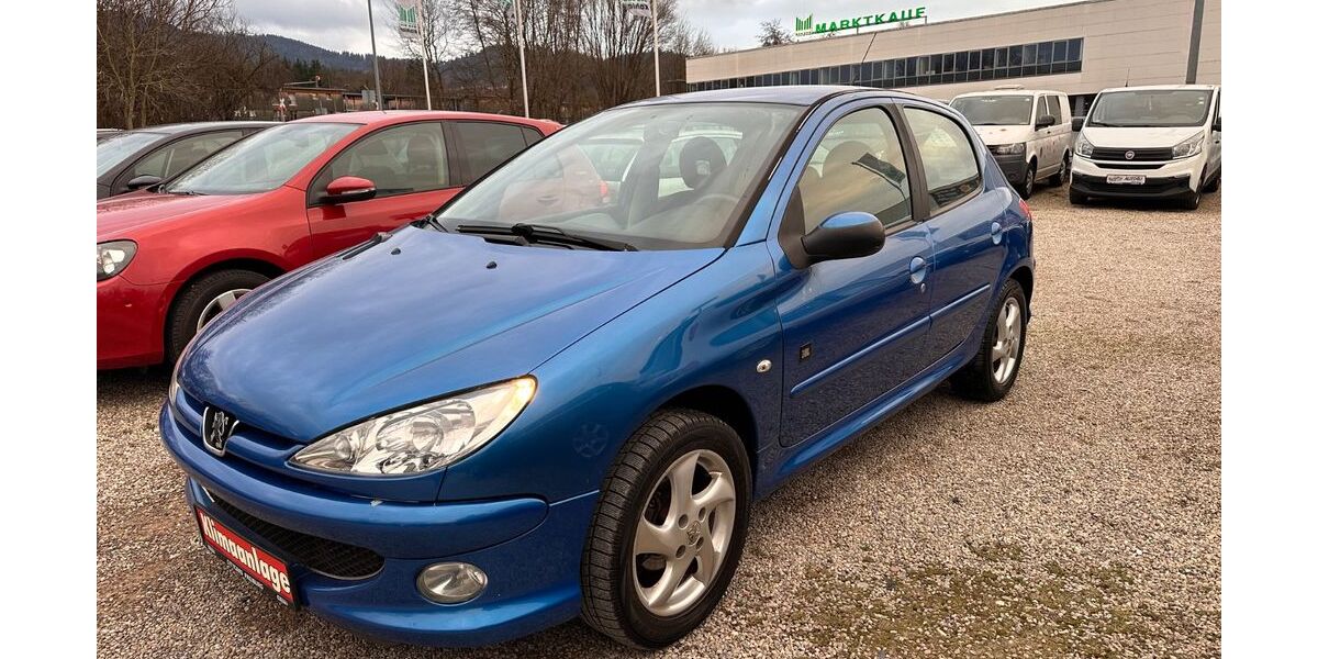 Peugeot 206 157.000 km 2.850 &euro; Freiburg im Breisgau 79108