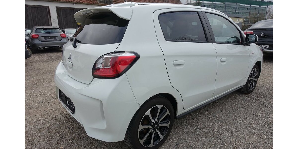 Mitsubishi Space Star Select+ Kamera Alu WR Sitzh. DAB 1. Han 21.600 km 12.950 &euro; Neumarkt/OPf 92318