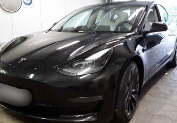 Tesla Model 3 51.888 km 31.980 &euro; Waldfeucht 52525