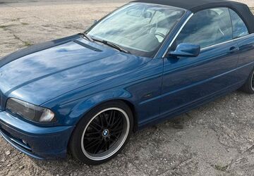 BMW 323 225.000 km 4.900 &euro; Laußig 04838
