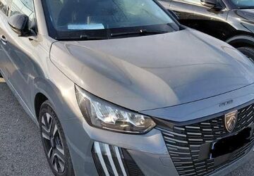 Peugeot 208 22.997 km 15.180 &euro; Rüsselsheim 65428