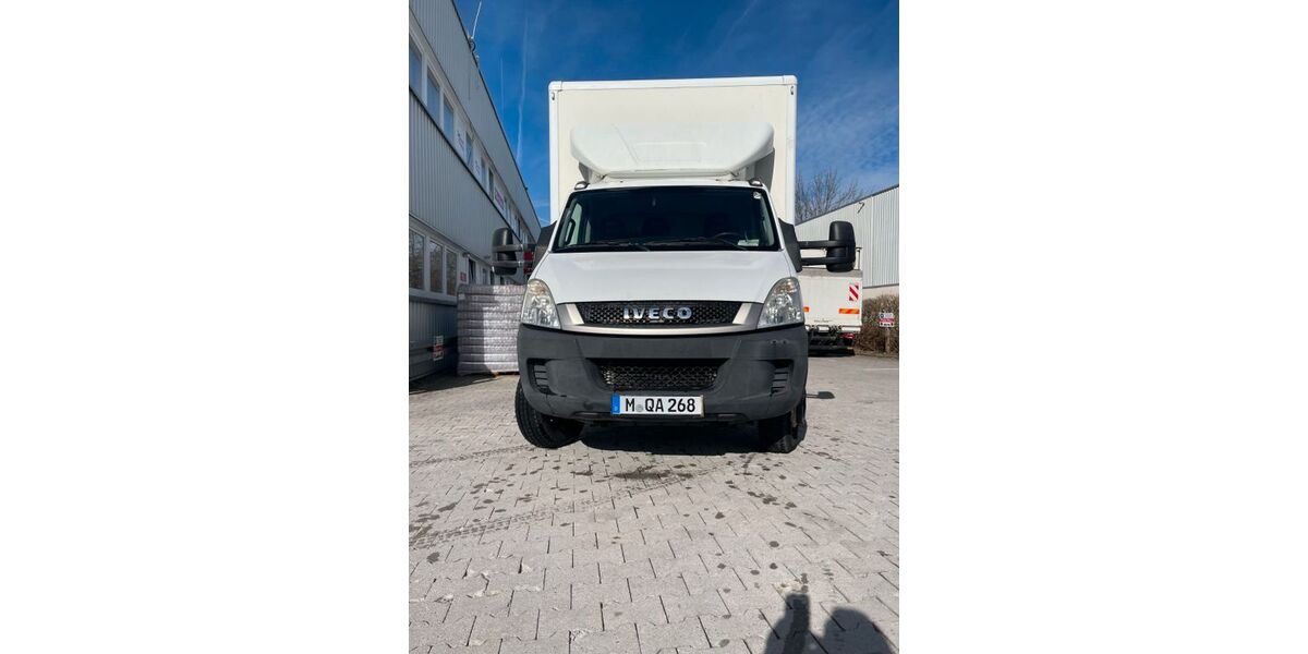 IVECO Andere 108.000 km 11.900 &euro; Feldkirchen 85622