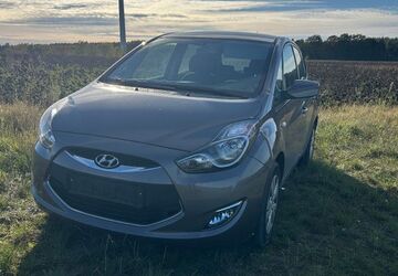 Hyundai ix20 98.012 km 5.499 &euro; Kloster Lehnin 14797
