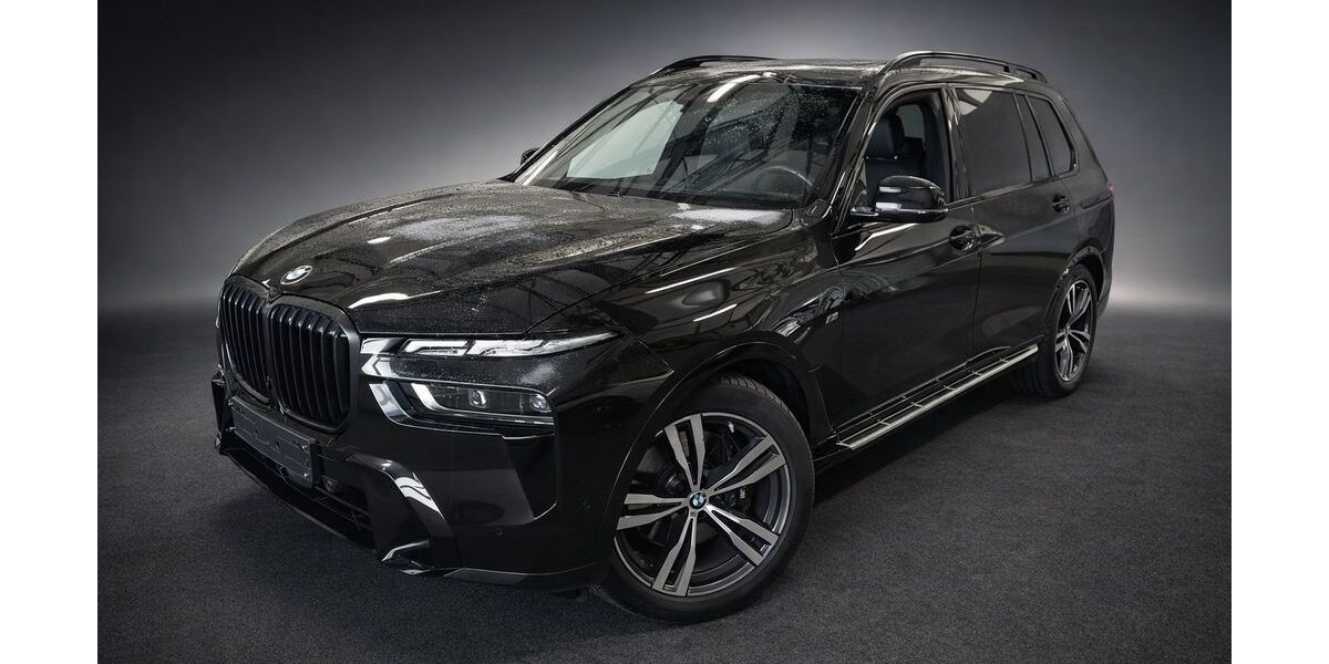 BMW X7 25.000 km 91.700 &euro; Uhingen 73066