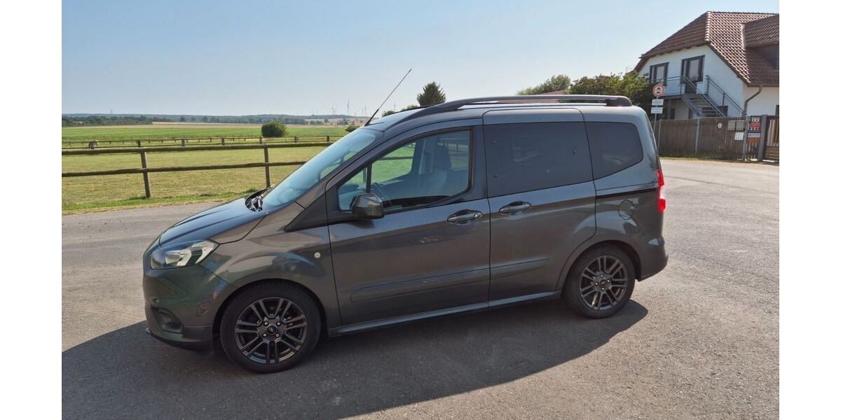 Ford Tourneo Courier 84.500 km 11.000 &euro; Wolfenbüttel 38300