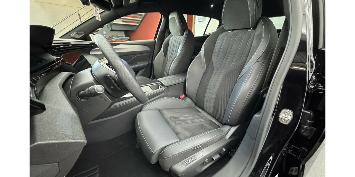 Peugeot 408 GT 225 Plug in Hybrid Massage 360° Cam 34.882 km 26.990 &euro; Lich 35423