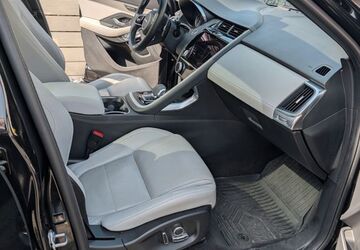 Jaguar E-Pace 77.500 km 31.500 &euro; Saal a. d. Donau 93342