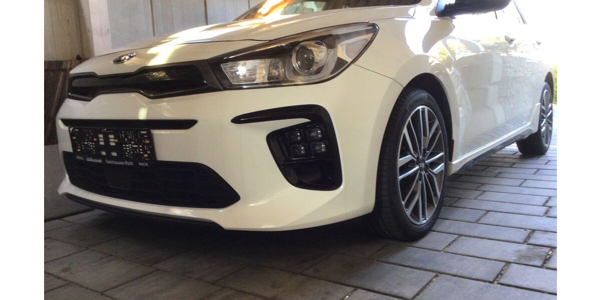Kia Rio 55.000 km 13.380 &euro; Budingen 63654
