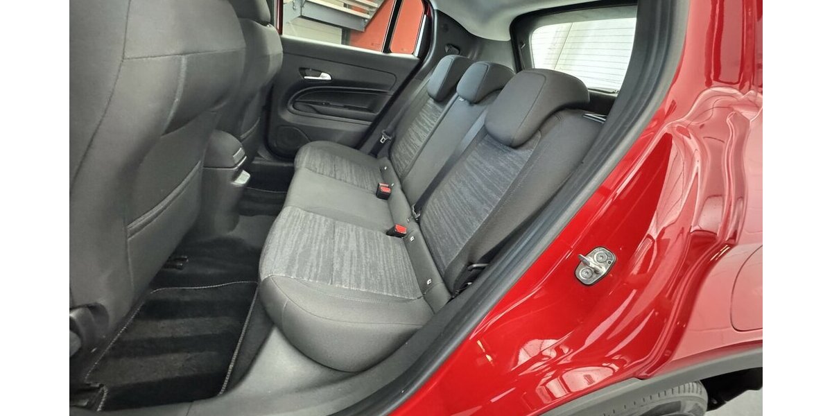 Jeep Avenger Elektro Longitude 54 kWh Navigation 24.400 km 19.790 &euro; Lich 35423
