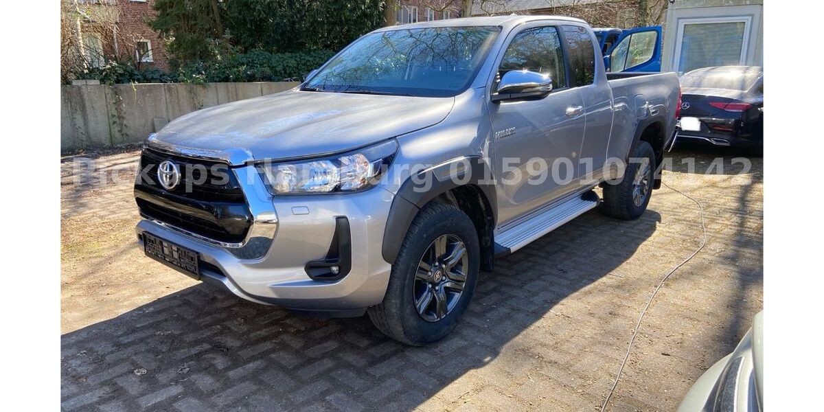 Toyota Hilux 51.200 km 31.700 &euro; Hamburg 20535