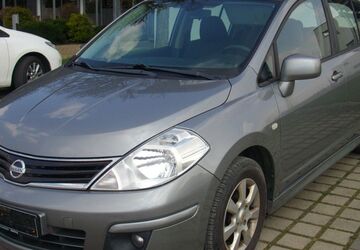 Nissan Tiida 205.123 km 1.900 &euro; Regensburg 93055