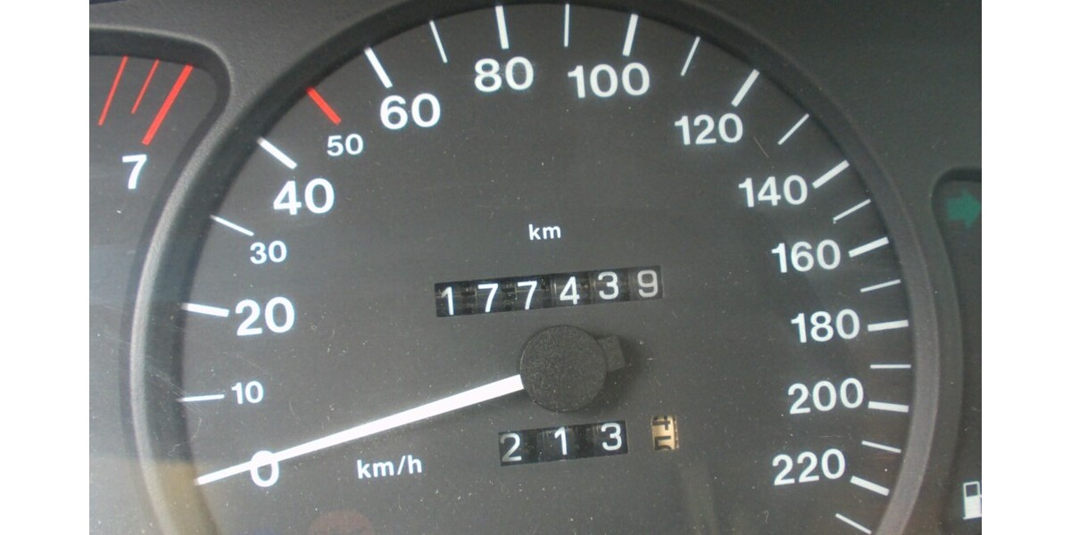 Opel Omega B Caravan 179.000 km 2.900 &euro; Mannheim 68159