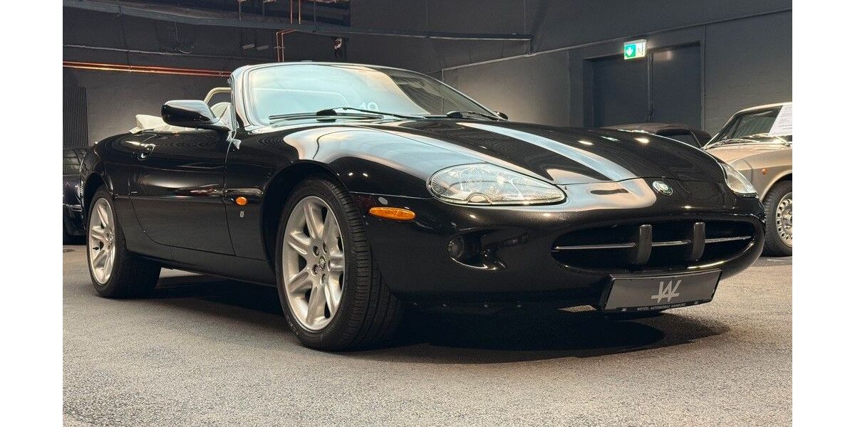 Jaguar XK8 150.500 km 27.900 &euro; Hamburg 22525