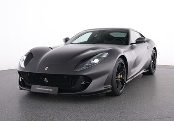 Ferrari 812 10.677 km 328.885 &euro; Meerbusch 40667