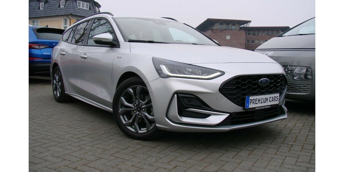Ford Focus 1.5L TDCi ST-Line X ACC LED AHK HUD Bliss 12.043 km 25.980 &euro; Falkensee 14612
