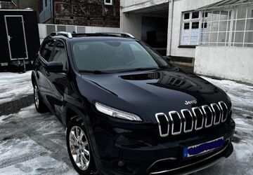 Jeep Cherokee 126.000 km 15.900 &euro; Eutin 23701