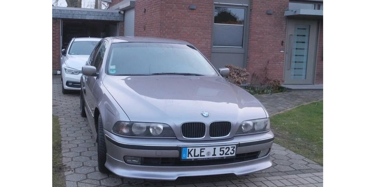 BMW 523 260.000 km 2.800 &euro; Kempen 47906