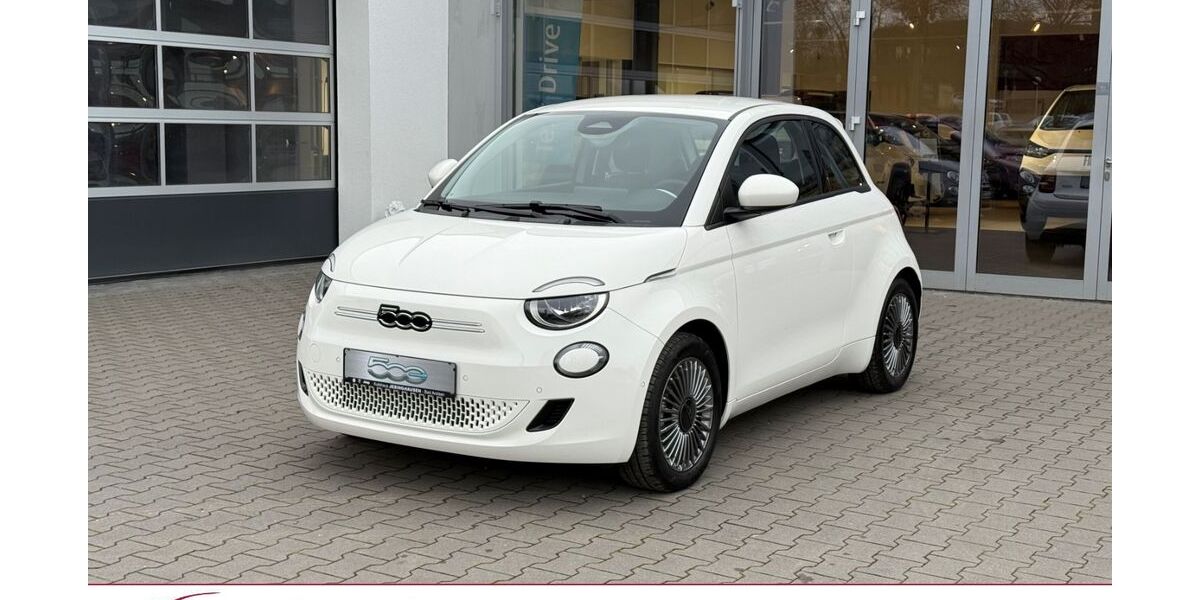 Fiat 500e 9.100 km 21.950 &euro; Bad Arolsen 34454