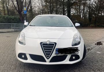 Alfa Romeo Giulietta 93.000 km 10.200 &euro; Aurich 26605