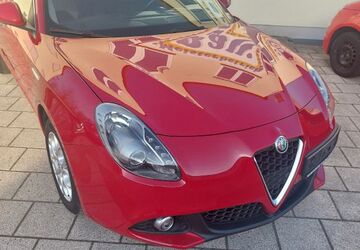Alfa Romeo Giulietta 107.000 km 9.950 &euro; Petersberg 36100