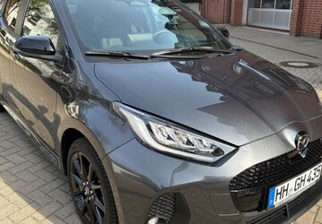 Mazda 2 Hybrid 2.000 km 25.990 &euro; Hamburg 21033
