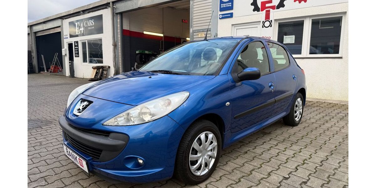 Peugeot 206 157.981 km 1.999 &euro; Mannheim 68163