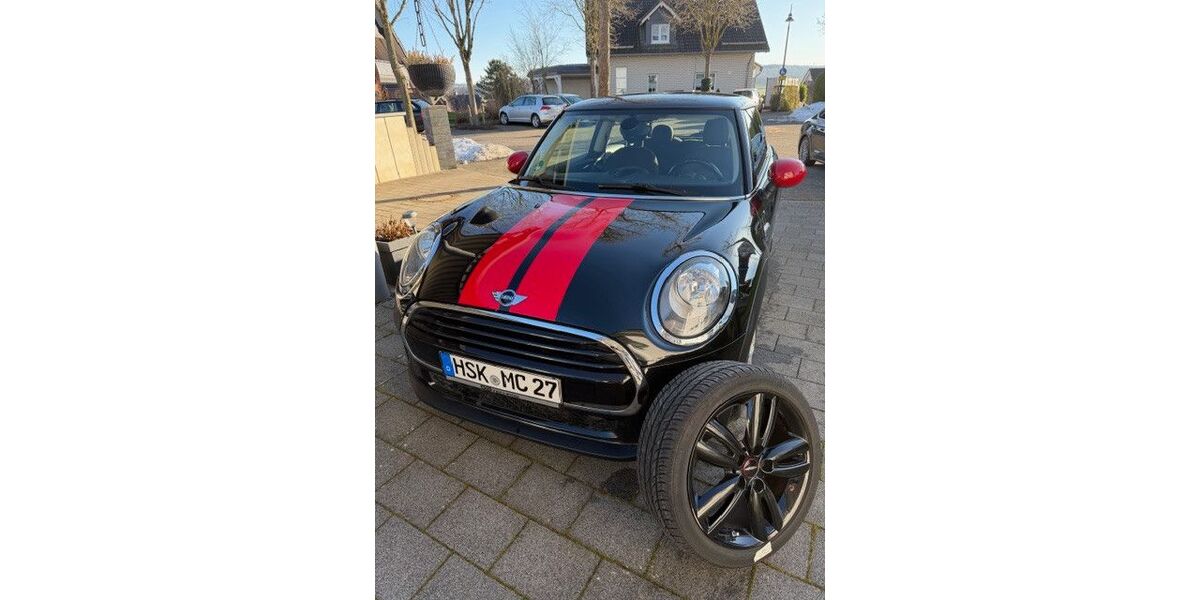 Mini One D 81.584 km 12.499 &euro; Brilon 59929