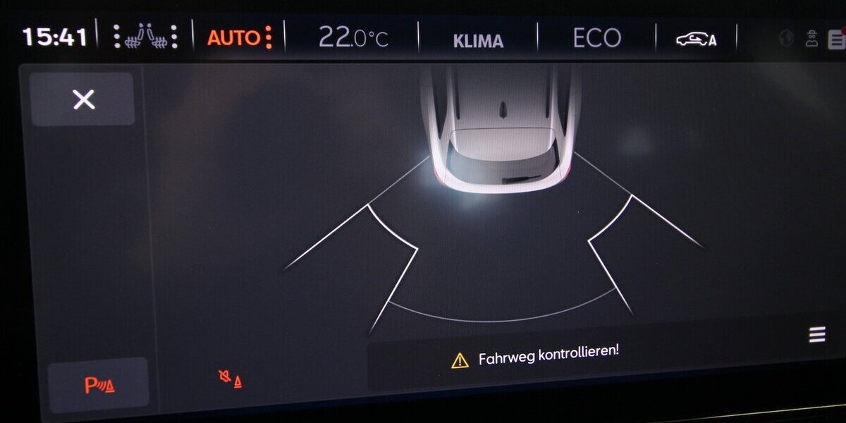 Cupra Leon Sportstourer e-HYBRID 6-DSG NAVI+LED+ACC 8.829 km 27.900 &euro; Hagenow 19230