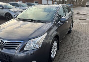 Toyota Avensis 175.000 km 5.400 &euro; Winsen (Luhe) 21423