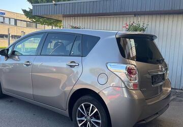 Toyota Verso 177.000 km 5.250 &euro; Essen 45356