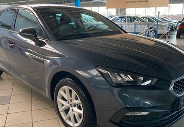Seat Leon 2.850 km 26.790 &euro; Batzhausen 92358