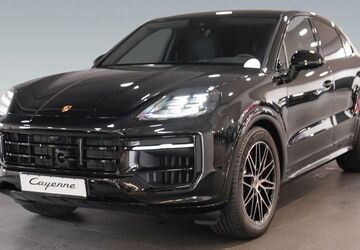 Porsche Cayenne 9.900 km 125.980 &euro; Frankfurt 60314