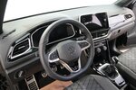 VW T-Roc TSI R-Line LED+ACC+SITZHEIZUNG 24.085 km 24.900 &euro; Hagenow 19230